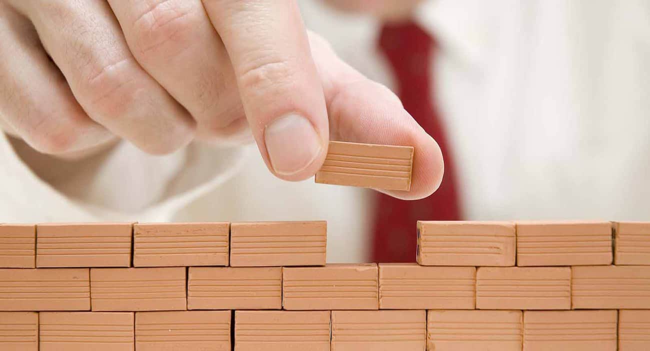 What Can a Party Wall Delay Actually Cost a Project Tadley?